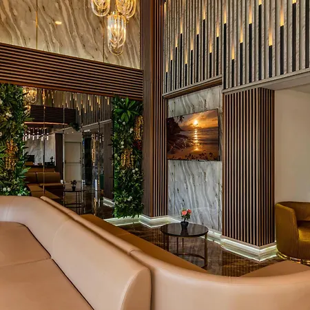 Airport Waves Hotel 4*