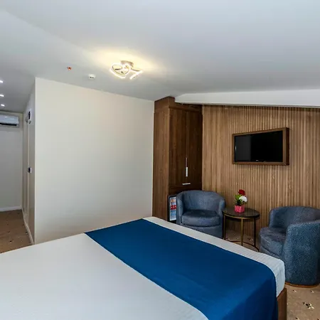 Airport Waves Hotel Arnavutkoy
