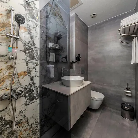 Hotel Airport Waves Arnavutkoy