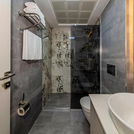 Hotel Airport Waves Arnavutkoy