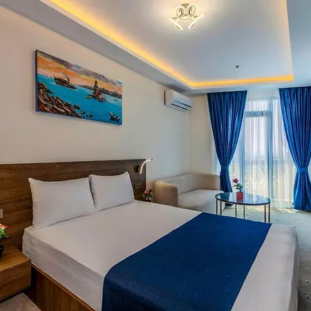 Airport Waves Hotel