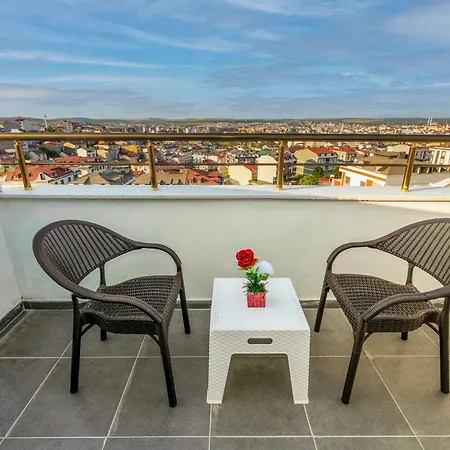 Airport Waves Arnavutkoy