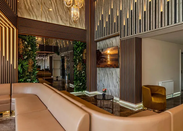 Airport Waves Hotel 4*