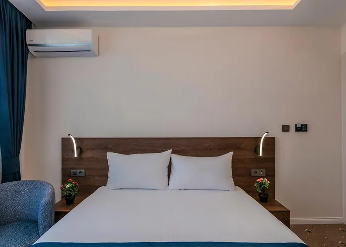 Airport Waves Arnavutkoy