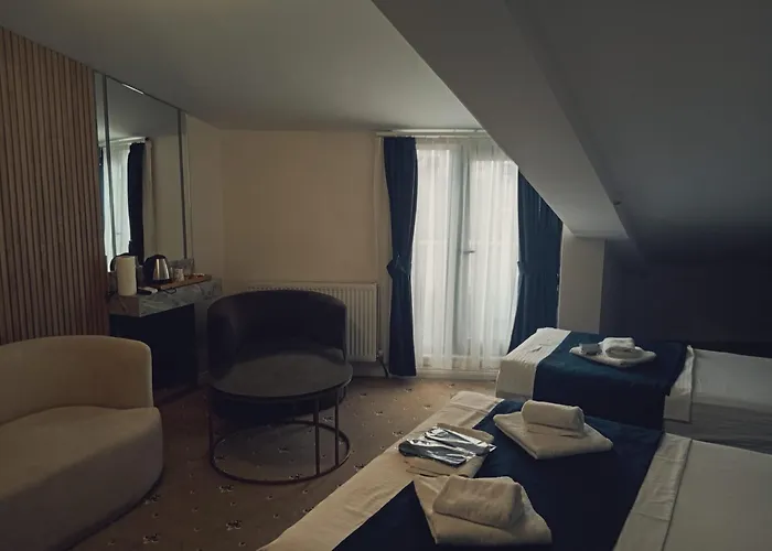 Airport Waves Hotel 4*